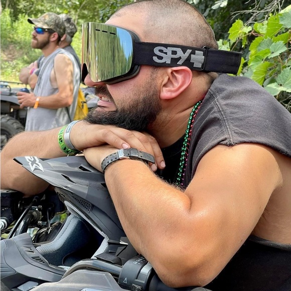 Meet your Posher, Andrew - Picture 4 of 4